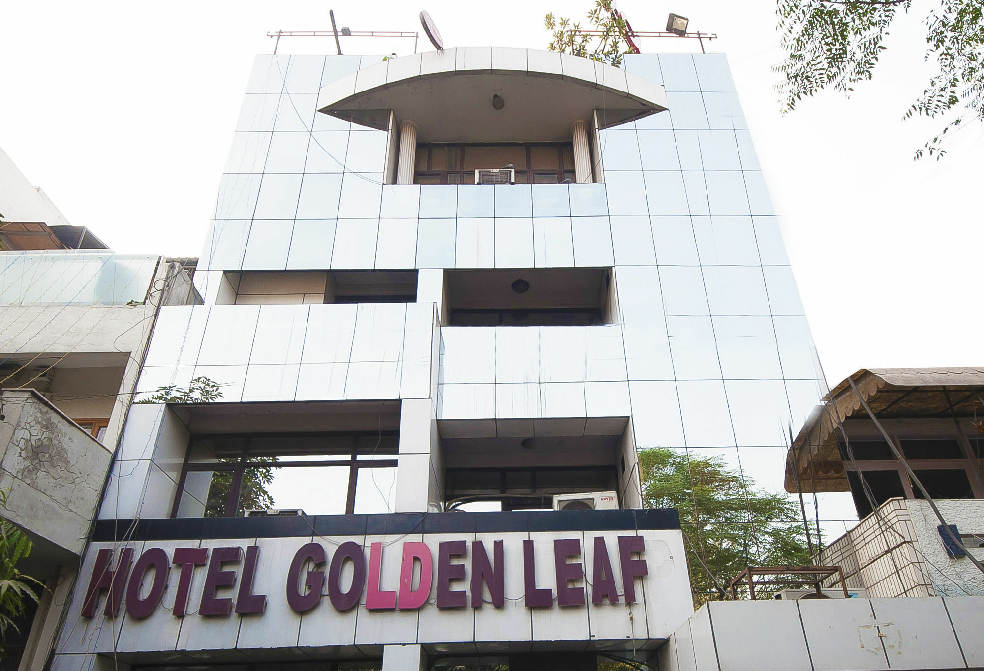 Golden Leaf Hotel New Delhi Eksteriør billede